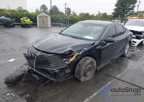 2018 Toyota Camry L from USA, damaged, VIN 4T1B11HK3JU643322